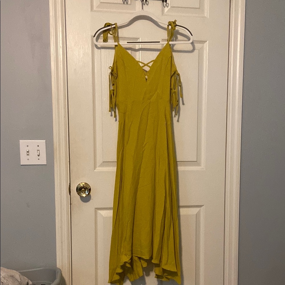 Lulus strappy Yellow green  Dress (very adjustable)